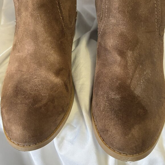 Tommy Hilfiger Brown Suede Knee High Boots Sherpa Trim Low Heel Zip – Women’s - Picture 4 of 8